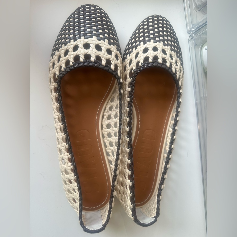 STAUD Black and Cream Woven Flats